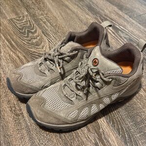 Merrell Women’s Hiking Shoes - 8